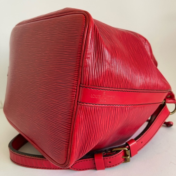 Louis Vuitton PM Noe Shoulder Bag - Picture 7 of 15